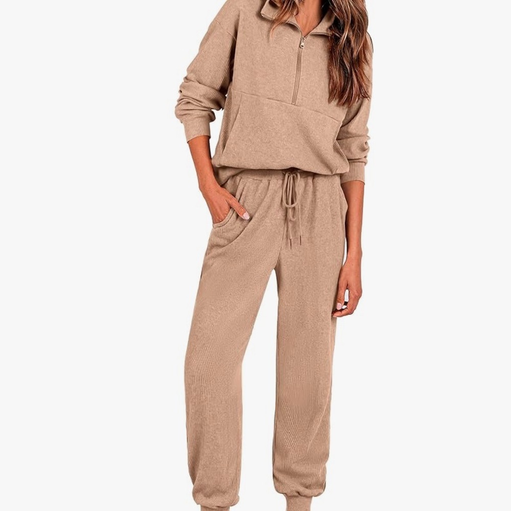 Cozy Jogger Set Medium
